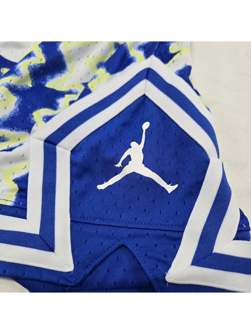 EUC Mens XL Nike Air Jordan Dri-Fit BC Diamond Shorts DQ7334-405 White Blue Volt